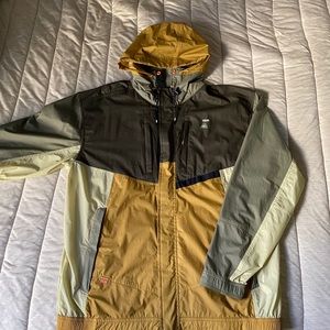 Poler Color-blocked Lightweight shell Jacket